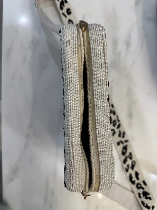 Hand Beaded Leopard Print Crossbody Bag - Picture 4 of 6